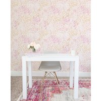 Hübsche Blumenblätter Wallpaper. Schälen Und Aufkleben Oder Herkömmliche Tapetenoptionen. Gärtnerei Blümchen. Akzentwand. 62 cm von TimberleaMinimal