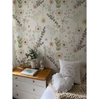 Kinderzimmer Blumentapete. Abnehmbares Peel + Stick Und Traditionelle Wallpaper-Optionen. Akzentwand. Schlafzimmer von TimberleaMinimal