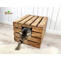 Vintage Wooden Cat Litter Cover Box Crate With Lid Timber Cat Home Gift Toilet Rustic Style Winecrate Natural Pet Furniture Handmade von TimbertWoodDesign