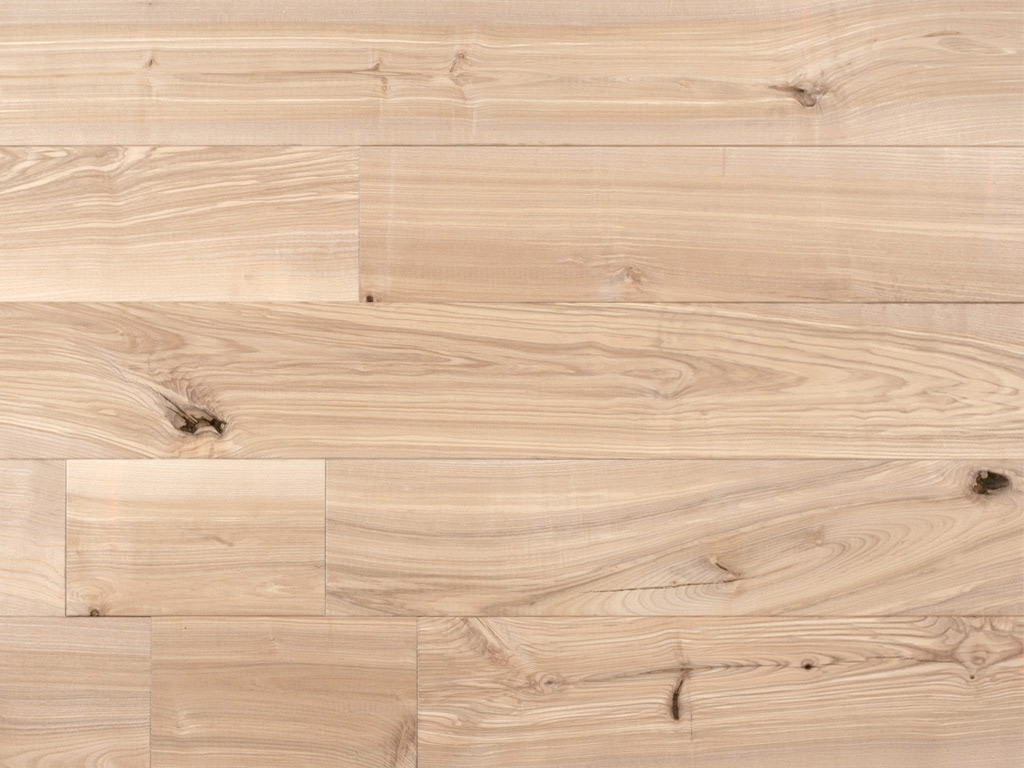 Timefloor Massivholzdiele Esche BCD naturbelassen - 19 mm stark, Systemlänge 25–125 cm, 15,2 cm breit, 4-seitige Fase, 2. Wahl von Timefloor