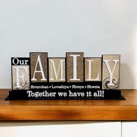 Personalisierte Familien Name Holzschild 3D Laser Cut Dekor von TimelessNotion