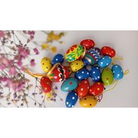 Vintage Ostereier Aus Holz Handbemalte Erzgebirge Ornamente | 19Er Set von Timetosellmyvintage