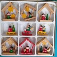 Vintage Miniatur-Weihnachtsschmuck Aus Holz - Lot Von 9 Vintage Miniatur-Weihnachtsschmuck Aus Holz - Lot Von 9 von Timetosellmyvintage