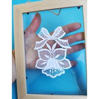 Vintage Handgemachte Spitze Blumenwand Dekor - 2Er Set von Timetosellmyvintage