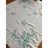 Handgestickte Tischdecke Mit Daisy, Daisies Vintage Dekor von TimisVintage