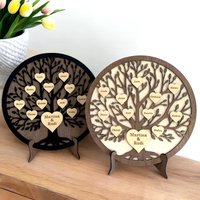Weihnachtsgeschenk Personalisierter Familienbaum Mit Ständer - Stammbaum Herzen Geschenk Für Oma Und Opa Großeltern von Timsholzzauberer