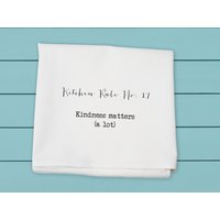 Küchenregel Nr. 17, Freundlichkeit Zählt | Viel, Mehlsackhandtuch, Alle Baumwolle Küchenregel Nr. 17, Freundlichkeit Zählt | Viel, Mehlsackhandtuch, Alle Baumwolle von TinaLabadiniDesigns