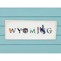 Wyoming ~ Wood Block Wandbehang State Art Icons von TinaLabadiniDesigns