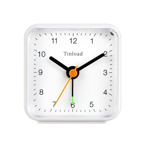 Tinload Klassischer analoger Reisewecker mit Schlummerfunktion und Licht, kompakte Größe, leises Quarzwerk, Crescendo Alarm, Weiß von Tinload