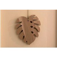 Monstera Blatt Aus Holz - Eiche, Deko, Wanddekoration Zum Aufhängen, Geschenkidee Eichenholz Monstera Blatt Aus Holz - Eiche, Deko, Wanddekoration Zum Aufhängen, Geschenkidee Eichenholz von TinyGarageShop