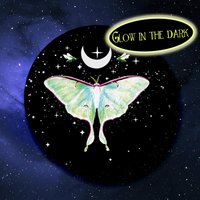 Lunamoth Magnet, Glow in The Dark, Motte Und Glühwürmchen von TinyTami