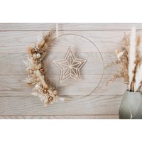 Türkranz Weihnachten Mit Glaskugeln & Holzstern Ø30cm Gold | Sterne Türschild Trockenblumen Türkranz Weihnachten Mit Glaskugeln & Holzstern Ø30cm Gold | Sterne Türschild Trockenblumen von TiyanaDesign