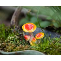 1Pc Miniature Fee Kleine Gelb Und Orange Pilz Fairy Garden Lieferungen & Zubehör Terrarium Figuren von TizzleByTizzle