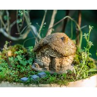 Miniatur-Fee-Kleine Stroh-Hütte Und Sprungbrett Fairy Garden Bedarf & Zubehör Terrarium Figuren von TizzleByTizzle