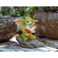 Miniatur-Fee-Kleiner Drache-Tierfiguren-Lesebuch-Fee-Gartenbedarf - Und -Zubehör-Terrarium-Figuren von TizzleByTizzle