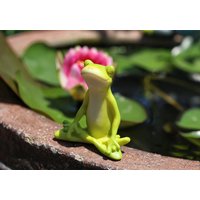 Miniatur Fee Yoga Frosch Sitzen in Meditation Cross Legged Tierfiguren Fairy Garten Lieferungen & Zubehör Terrarium Figuren von TizzleByTizzle