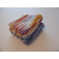 Blaue Und Rote Geschirrtücher von ToBoldlyCraft