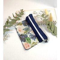 Federmäppchen Personalisiert Blau Blumen Für Studium/ Schule, Kleines Stiftemäppchen Mit Wunschtext Zum Rollen, Stifterolle, Kleiner Hauke von TochtervonWalter