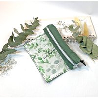 Geschenk Studentin - Stifteetui Grün Für Ca. 12 Stifte, Federmäppchen Mit Gummiband, Stiftemäppchen Mädchen Blumen, Kleiner Antonius von TochtervonWalter