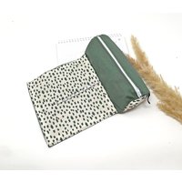 Personalisiertes Federmäppchen Schule - Grün Stiftemäppchen Mit Namen Gummiband, Geschenk Studentin, Mäppchen Mädchen von TochtervonWalter