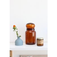 Alte Apothekerflasche Mit Einer in Braunen Glas Angezündeten Luftblase von ToksHouse