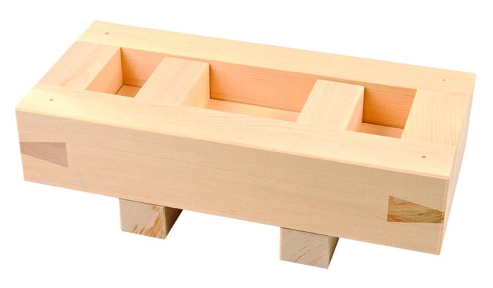 Holz-Sushi-Form - Tokyo Design Kitchen - 24 x 11,5 x 7,5 cm von Tokyo Design Studio