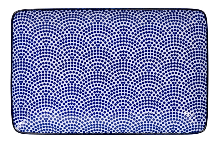 Rechteckiger Teller - Nippon Blau - blau weiße Punkte - 21 x 13,5 cm Rechteckiger Teller - Nippon Blau - blau weiße Punkte - 21 x 13,5 cm von Tokyo Design Studio