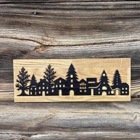 Häuserkette Aus Eichenholz Mit Beleuchtung 2 | Weihnachtsdorf Christmas Fensterdekoration Winterdekoration von TolinaHolzmanufaktur