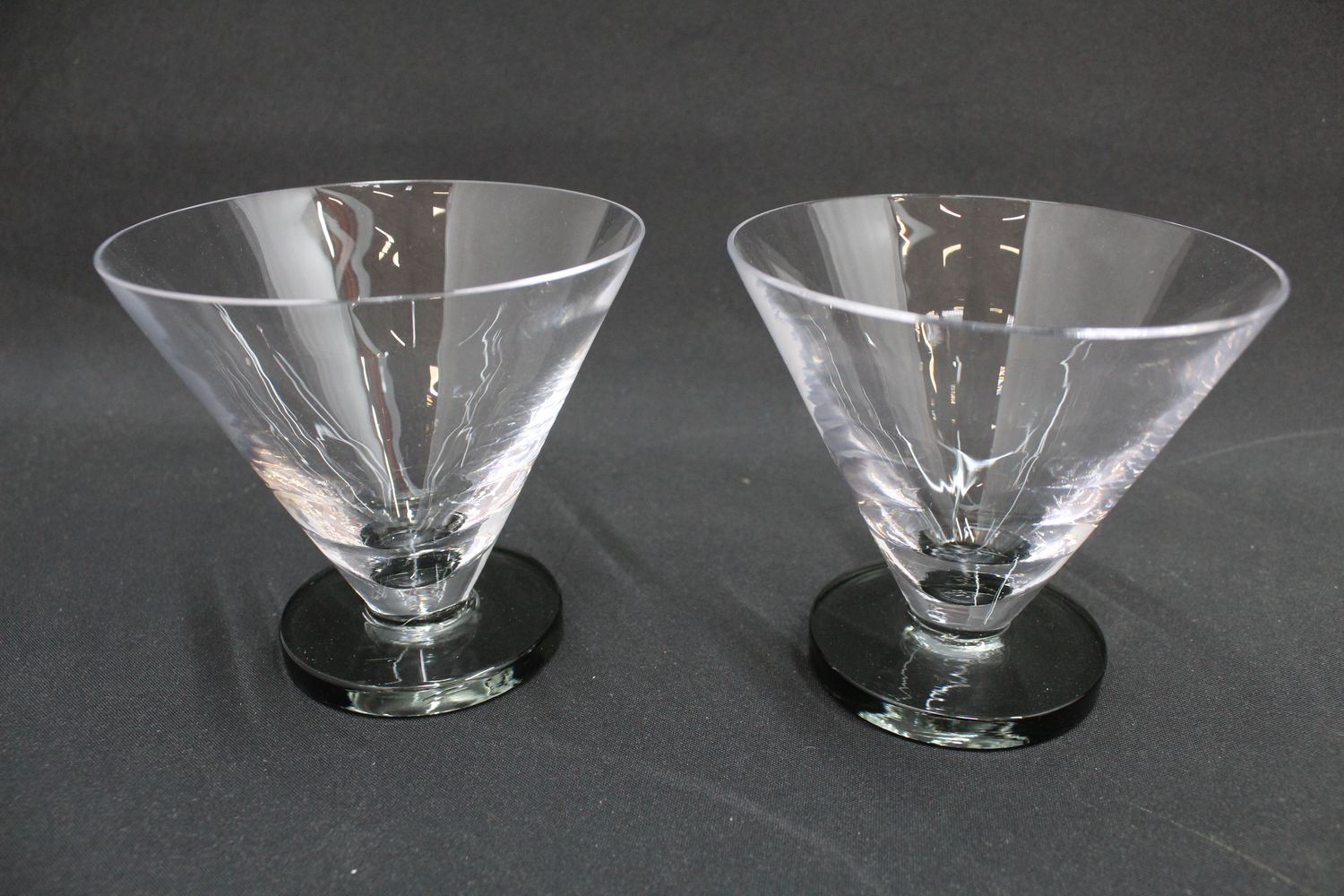 Tom Dixon 2er Set Puck Cocktailglas Glas Cocktailgläser Gläserset Gläser Tom Dixon 2er Set Puck Cocktailglas Glas Cocktailgläser Gläserset Gläser von Tom Dixon