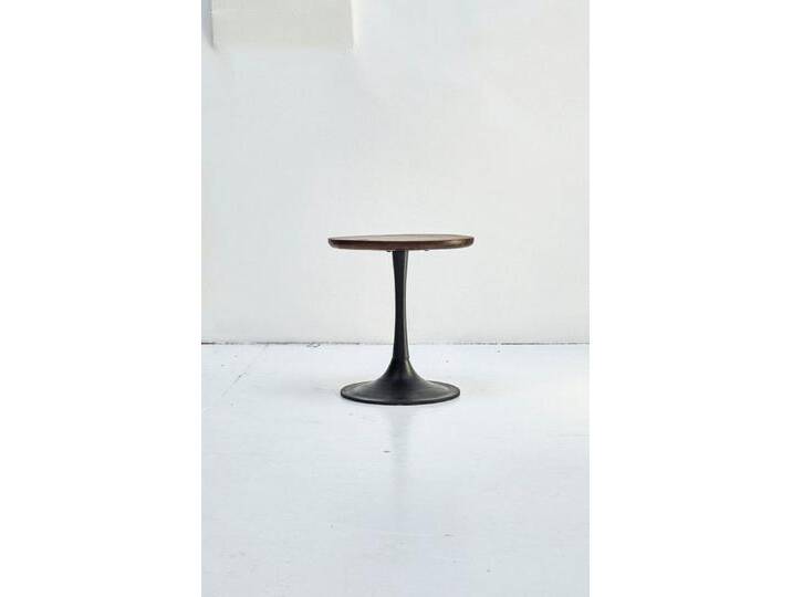 TOM TAILOR HOME Beistelltisch T-MODERN COUCH TABLE SMALL, mit eingelassenem TOM TAILOR Button, braun TOM TAILOR HOME Beistelltisch T-MODERN COUCH TABLE SMALL, mit eingelassenem TOM TAILOR Button, braun von Tom-Tailor