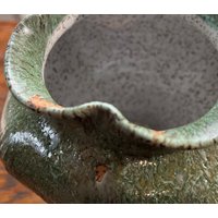 Salbeigrüne Handgemachte Vase von TomCatClay