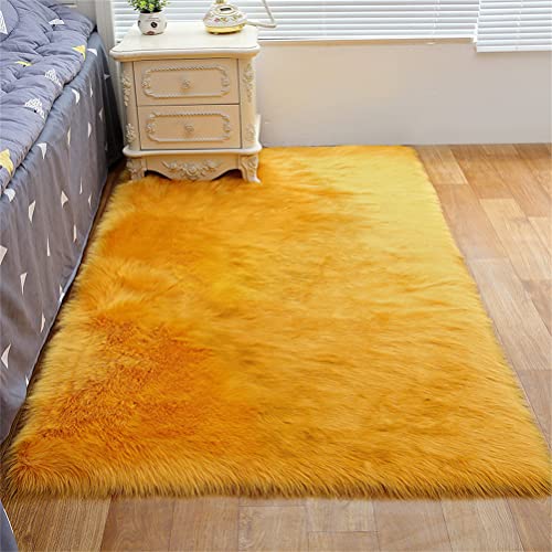 Tomifine Faux Lammfell Schaffell Teppich Super Weich Kunstfell Teppiche Dicker Flauschig Teppich Bettvorleger Sofa Matte (40x60 cm,Gelb b) von Tomifine