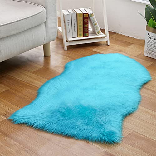 Tomifine Faux Lammfell Teppich, Kunstfell Dekofell Teppich Flauschiger Schaffell Bettvorleger für Schlafzimmer Bett oder Wohnzimmer Sofa Matte (45x70 cm,Blau 2) von Tomifine
