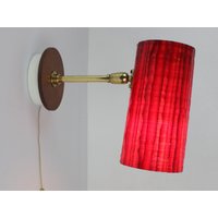 Kaiser Wandlampe, 50Er Mid Century Vintage Bett Sidelampe, Mcm Rote Lampe, West Germany, Mid Centruy von TomsVintageSalon