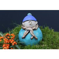 Kleiner Winterjunge, Herbstdeko, Junge, Schal Kleiner Winterjunge, Herbstdeko, Junge, Schal von Tongestalten