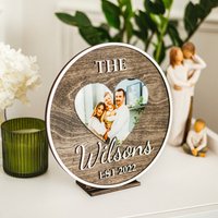 Foto Hochzeit Familie Personalisierte Hölzerne Nachname Zeichen Home Geschenk Einzigartiges Hochzeitsgeschenk Für Paar Custom Housewarming-Jubiläum von TonyLeather