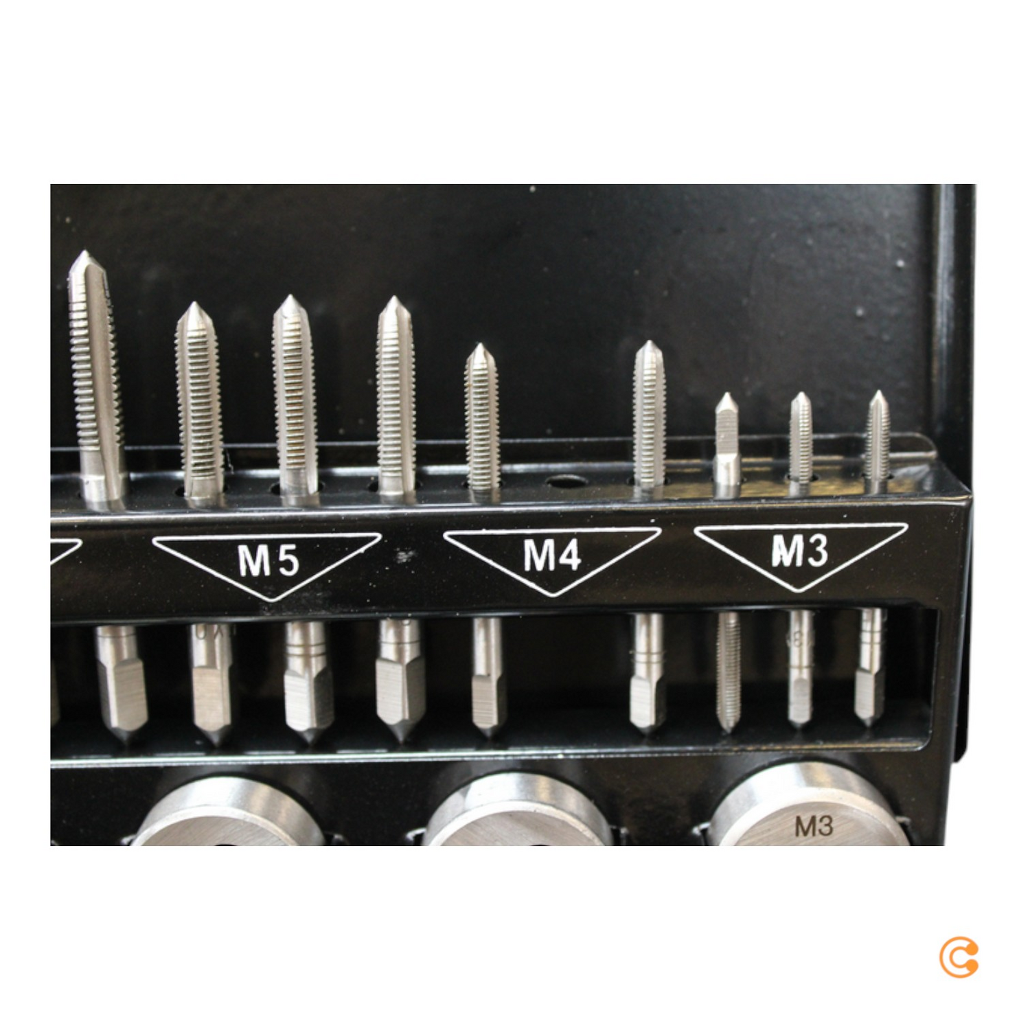 Toolcraft To 7015521 Gewindeschneidsatz 32teilig Stahl Werkzeug Siehe Text/Foto B-Ware Toolcraft To 7015521 Gewindeschneidsatz 32teilig Stahl Werkzeug Siehe Text/Foto B-Ware von Toolcraft