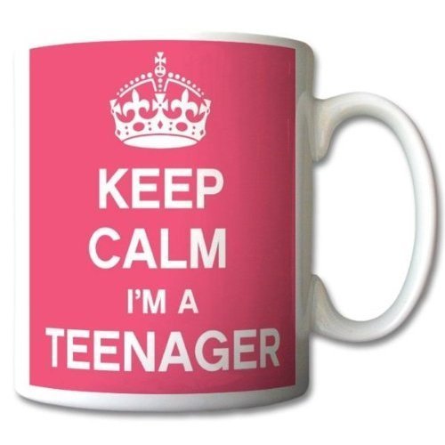 Tasse mit Aufschrift "Keep Calm, I am a Teenager" – Rosa – Retro-Geschenktasse von Top Banana Gifts