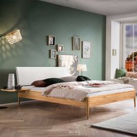 Massivholz Doppelbett in Wildbuchefarben und Weiß optional mit Ablagen von TopDesign