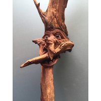 Vintage Zauberer-Gesicht Mit Ast Auf Dem Mund, Aus Einem Stück Holz Geschnitzt - Lot 146 von TopNotchCurators