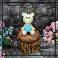 Teddybärchen Fondantfigur Mit Herz Und Schleife, Tortendekor von TortenDekor