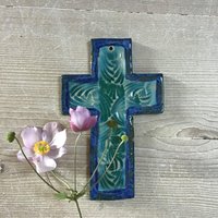 Dekoratives Kreuz Blau-Türkis Dekoratives Kreuz Blau-Türkis von Toscati