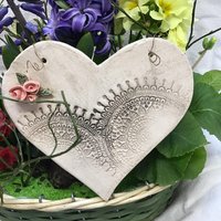 Keramikherz Mit Rosen Keramikherz Mit Rosen von Toscati