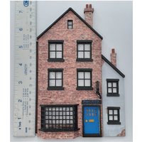 Diorama Rohling Bausatz Kneipe Front, Mit Swinging Schild Und Erweiterung. Für Oder Bücherecke. 148 von TotheWillowGarden