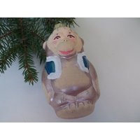 Affe Anführer. Handgemachte Verzierung. Weihnachtsbaum Dekoration Aus Glas Affe Anführer. Handgemachte Verzierung. Weihnachtsbaum Dekoration Aus Glas von TouchTheOld