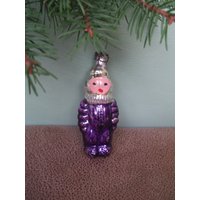 Lila Raumfahrer. Alter Astronaut. Vintage-Weihnachtsbaum-Glasanhänger von TouchTheOld