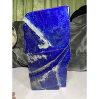 Lapislazuli Freeform Selbst Stehend, Afghanistan Lapis 30x13x 04cm, 6 Kg Platte Form Frei Von, Selbststehendes Antikes Stück von Tourmalinegems
