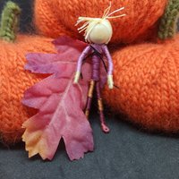 Eichenblatt Junge - Waldorf Boy Puppe, Elementare Art Biegepuppe, Sorgenpuppe von TracysGardenFairies