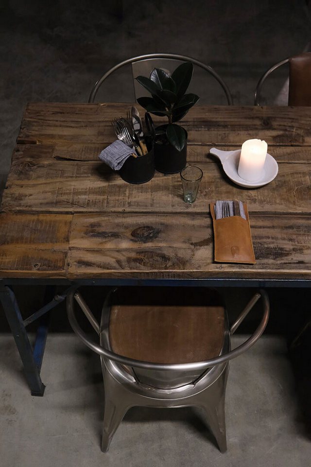 Trademark Living Kufenstuhl LIVING Esszimmerstuhl - Eisen glänzend 4er Set von Trademark Living