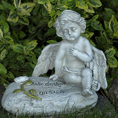 Trauer-Shop Sitzender Grabschmuck Engel auf Deko Stein mit Inschrift Wir Denken an Dich. Höhe 16cm von Trauer-Shop